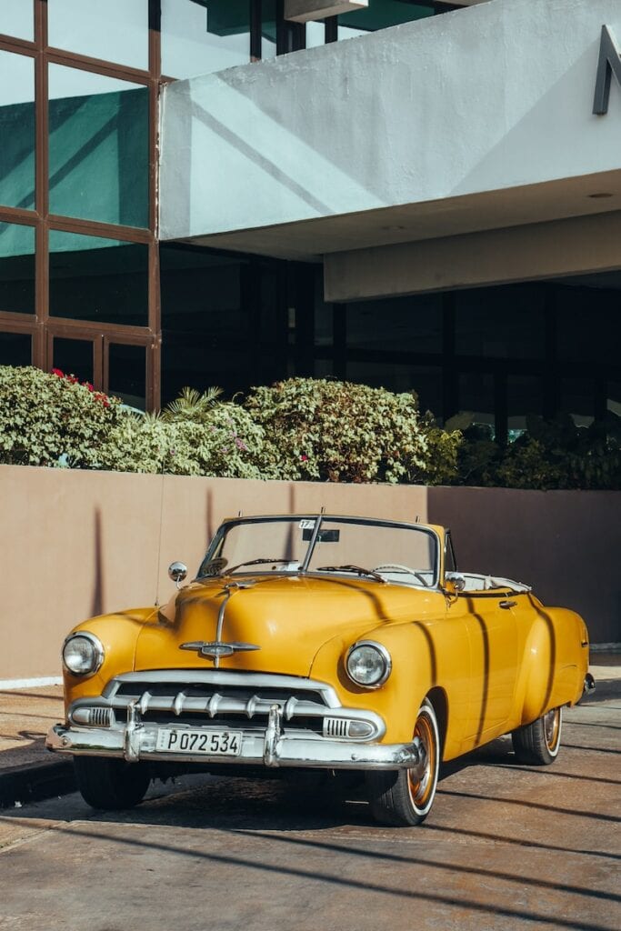 Classis Cars in Cuba
